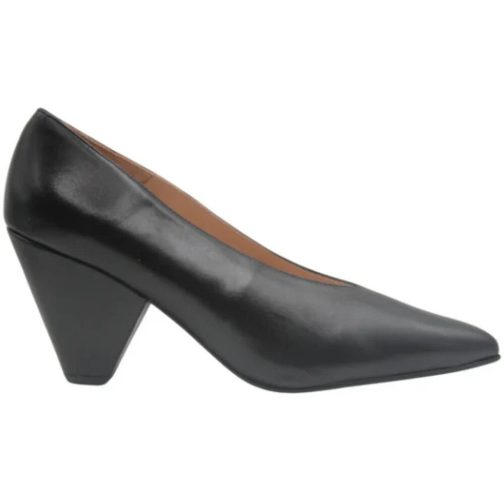 French Sole Black Leather Pointed Toe Block Heel Pumps